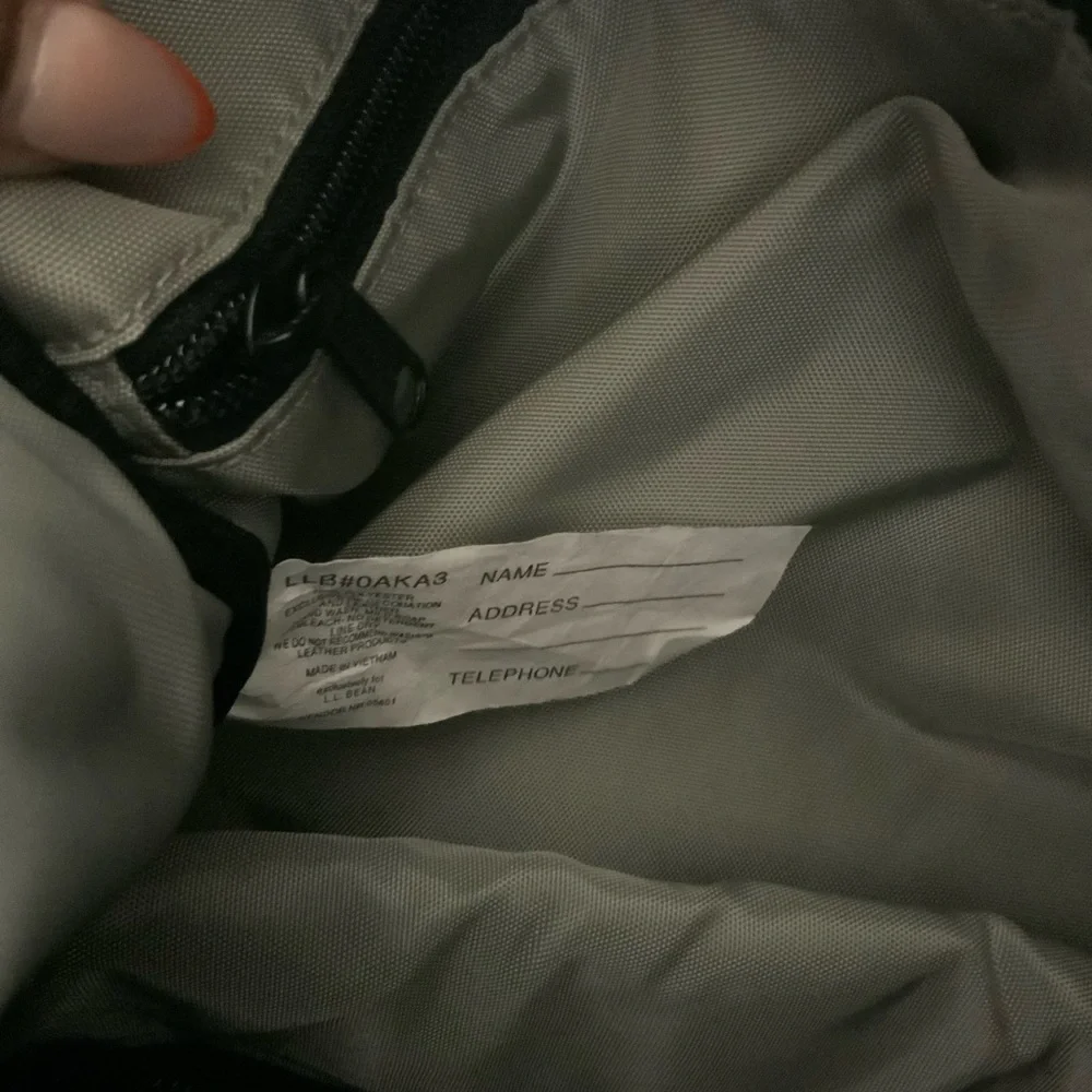 LL BEAN Classic Nylon Crossbody Messenger Bag
